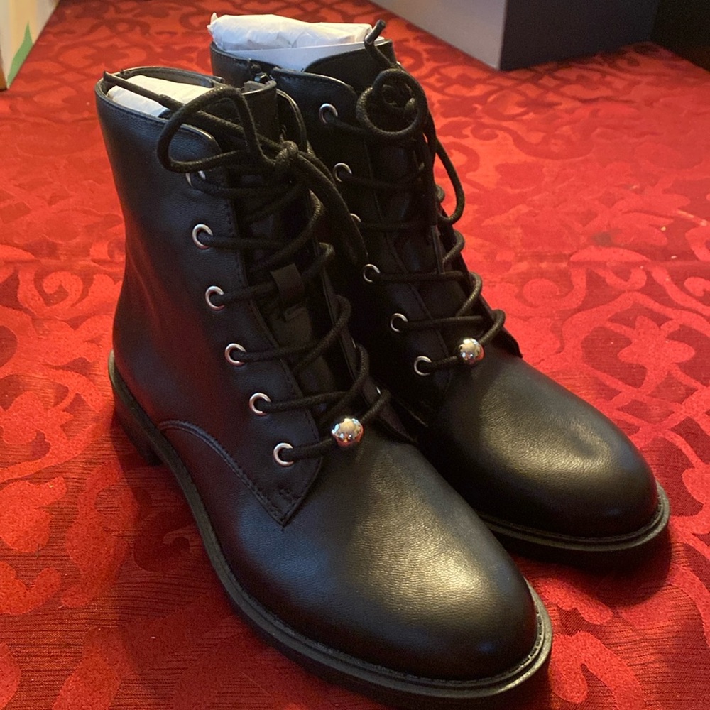 Alfani Bomonttl Shoes
Size 6M